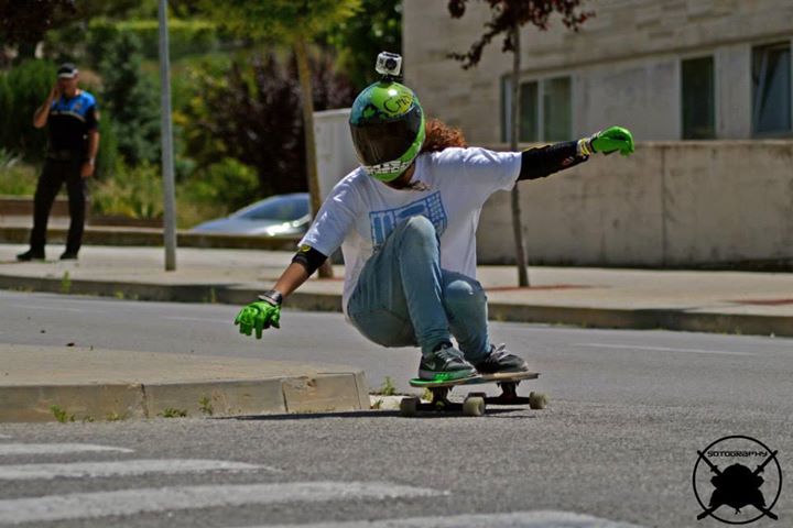 Cristina Verdú shredding some local spots