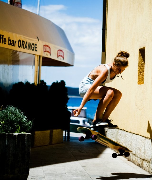 Kristína Grezdová shredding in Slovakia